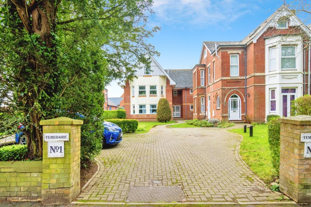 Main image of property: Cavendish Grove, Southampton