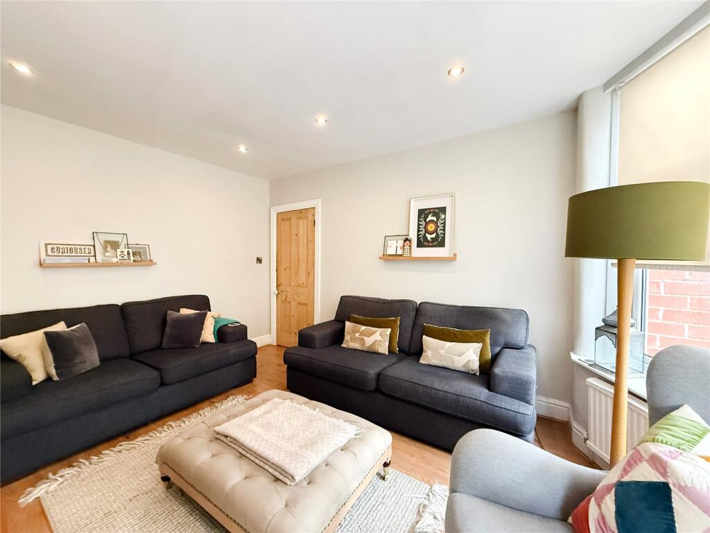 House in Manchester, Greater Manchester - View 4
