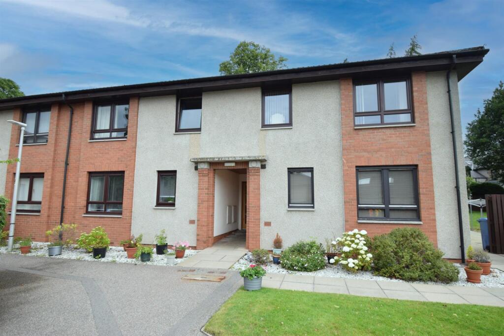 Main image of property: 40 Argyle Court, Inverness