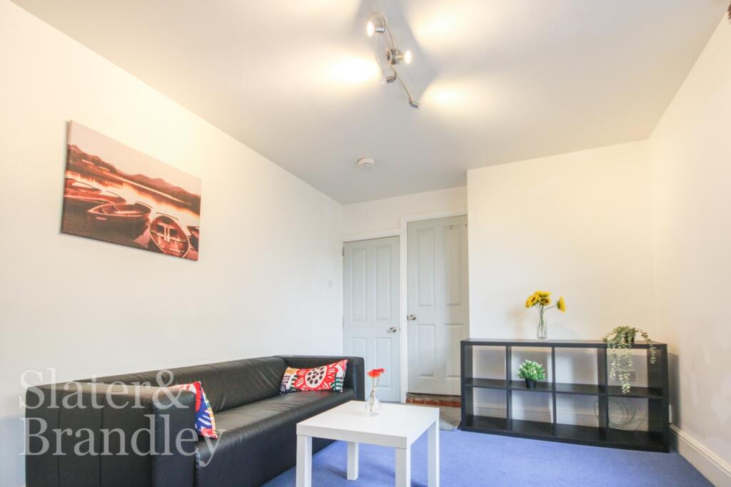 House in Rushcliffe, Nottinghamshire - View 5