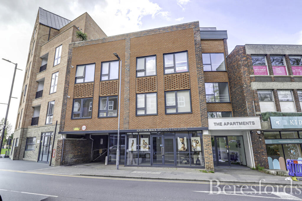 Main image of property: Weald Road, Brentwood, CM14