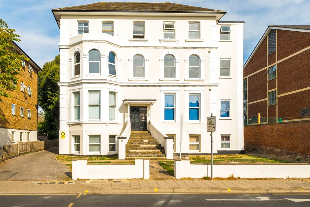 1-bed flat on Surbiton Road, Kingston Upon Thames, KT1, £269,950