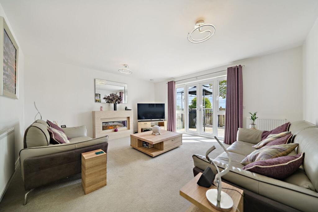 Viewfield Gardens, East Kilbride, G74 photo 2