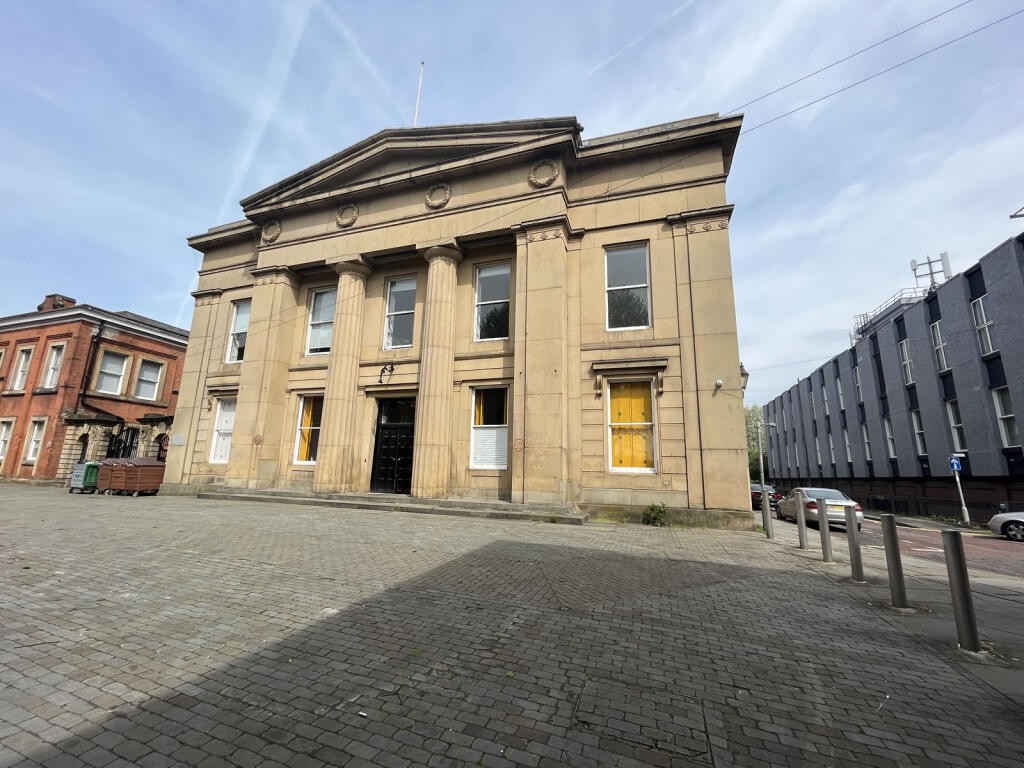 Main image of property: X1 Town Hall, Bexley Square, Salford M3 6DD
