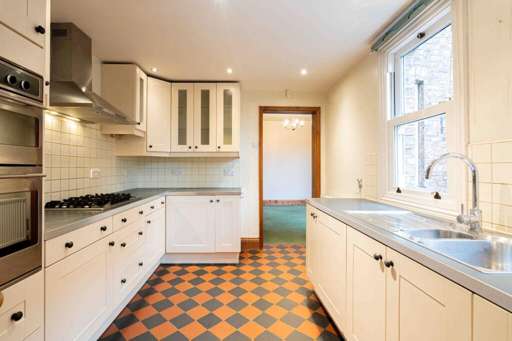 House in York, Carlton Miniott - View 4