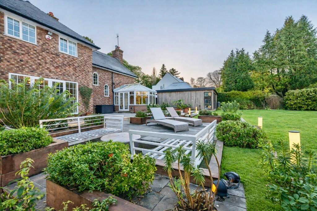 Main image of property: Quarry Road East, Heswall CH61