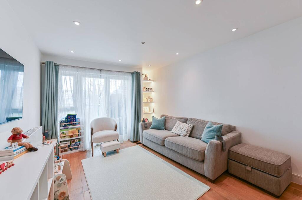Main image of property: Fairbourne Road, Clapham Park, LONDON, SW4