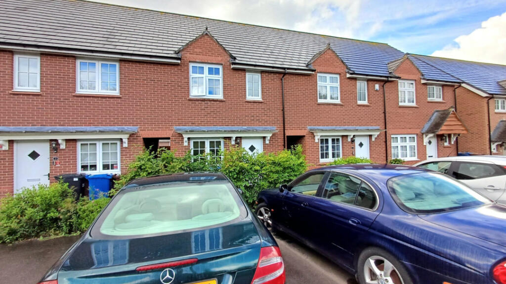 Main image of property: North Fold Close, Manchester, M29 8SE