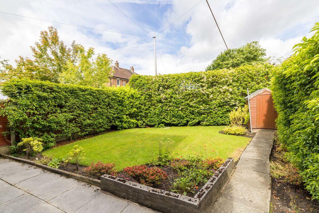 Fairbourne Avenue, Poolstock, Wigan, WN3 5HR photo 2