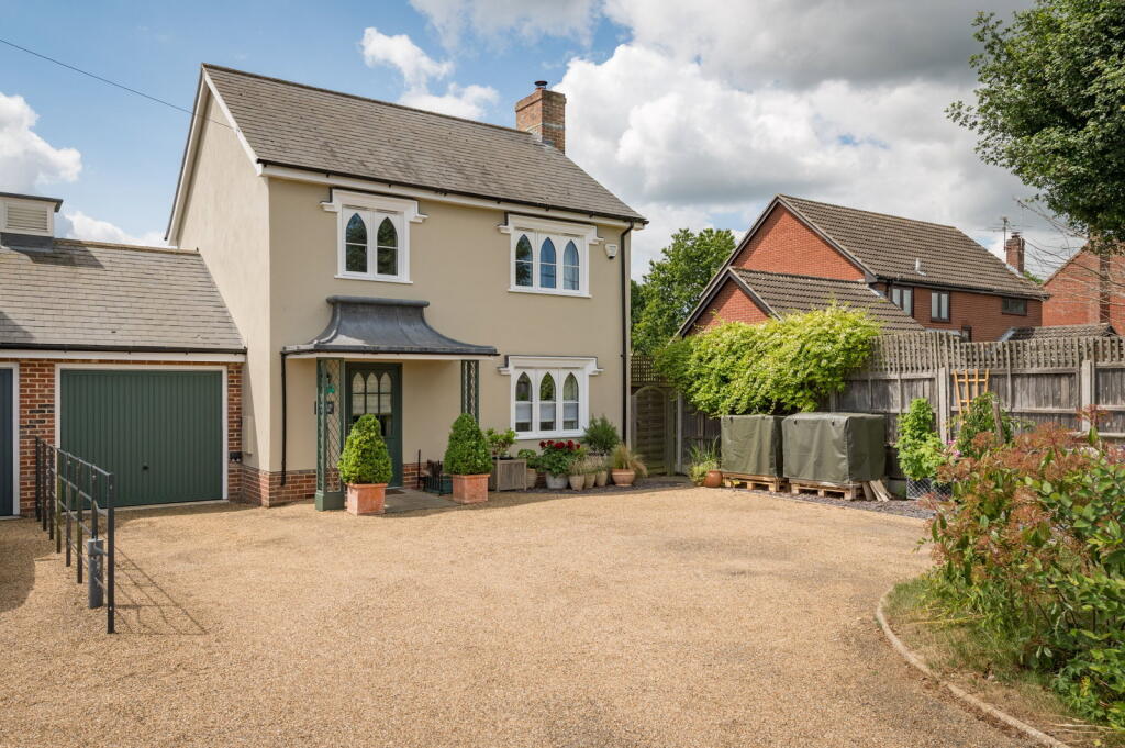 Main image of property: Bridle House, Holton St. Mary