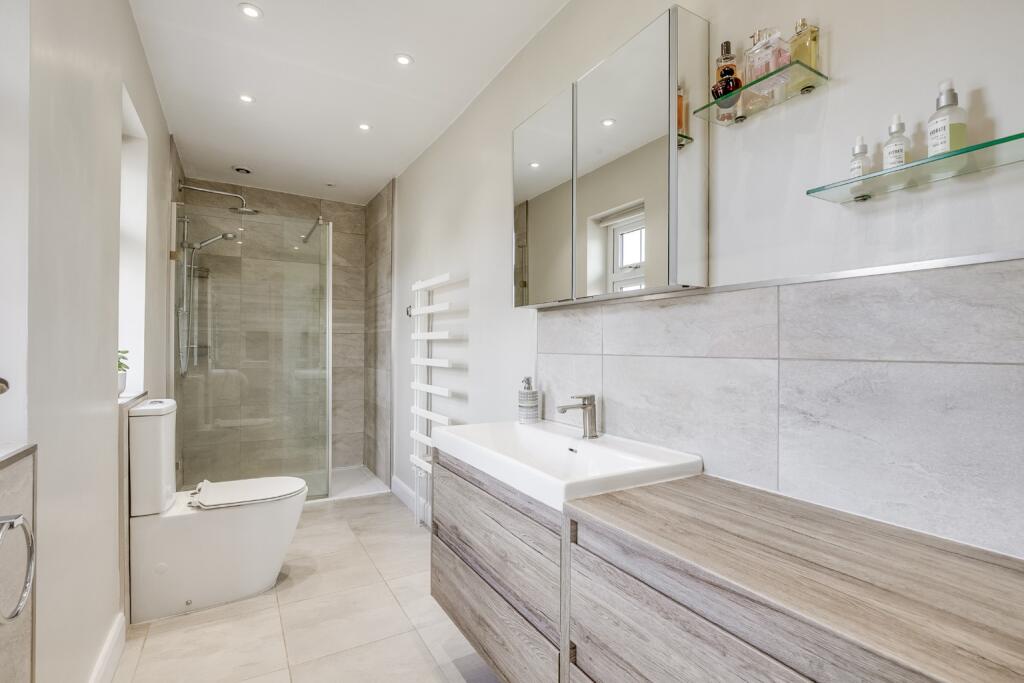 Additional image 10 of High Oaks Road, Welwyn Garden City, Hertfordshire, AL8