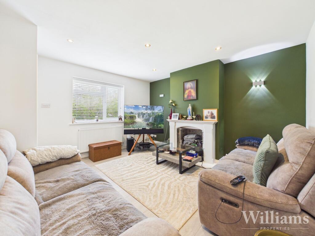 Brackley Lane, Calvert, MK18 - View 3