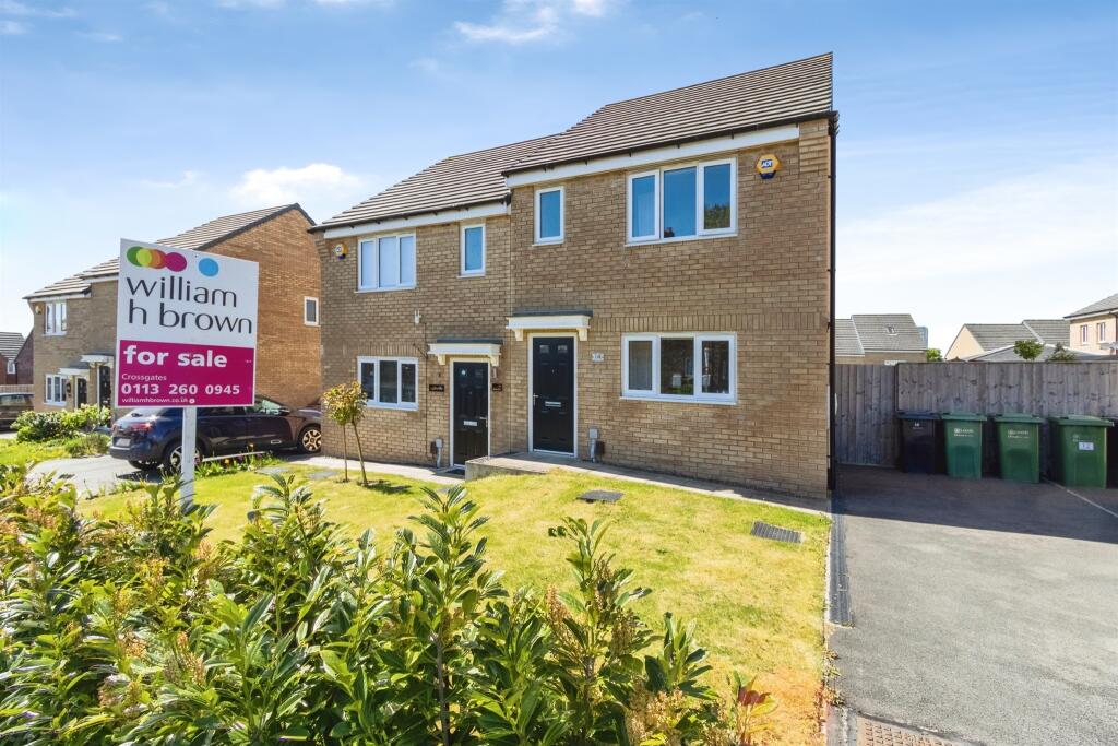 3-bed semi-detached on Blencarn Drive, Seacroft, LEEDS, £240,000