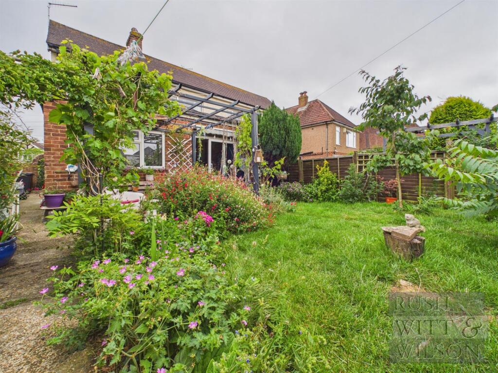 Elphinstone Road, Hastings photo 2
