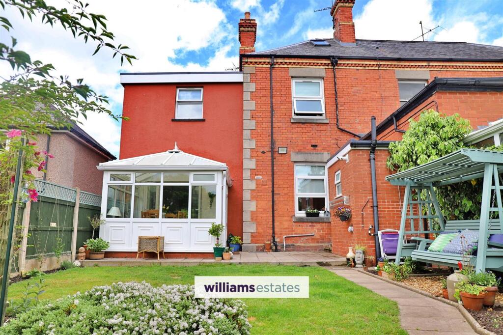 Main image of property: Llanrhydd Street, Ruthin, LL15