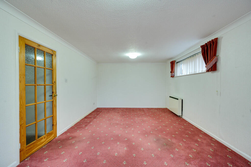 Trevose, Cobbold Road, Felixstowe photo 3