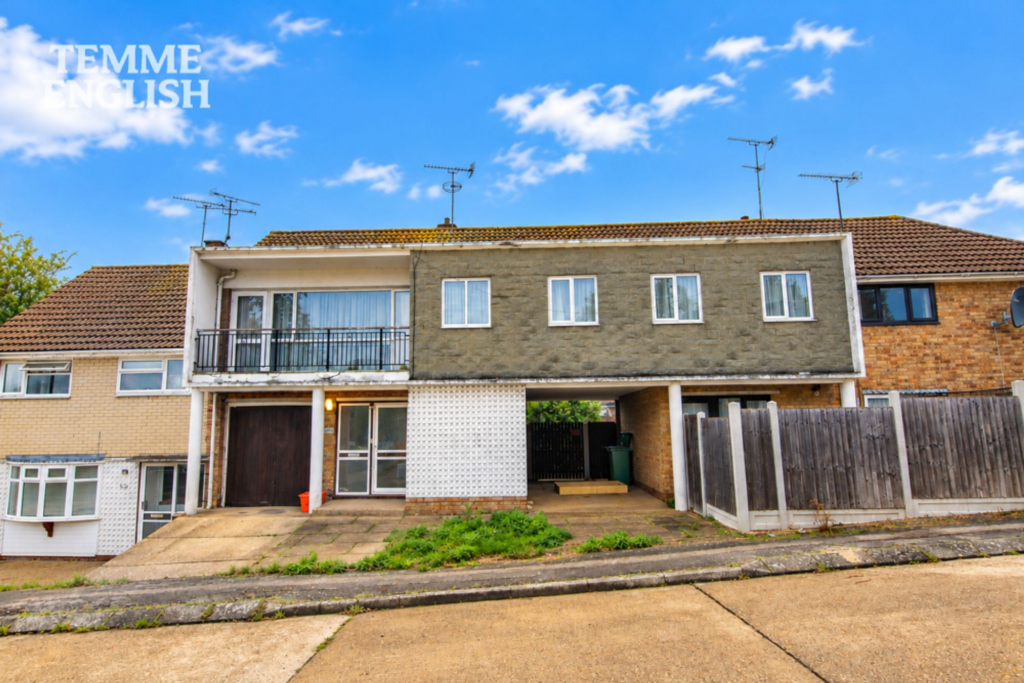 Main image of property: Nether Priors, Basildon, SS14