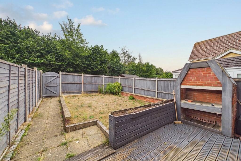 House in Thetford, Cloverfields - View 4