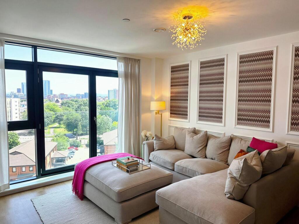 Main image of property: Grapnel Apartments, Furness Quay, Manchester