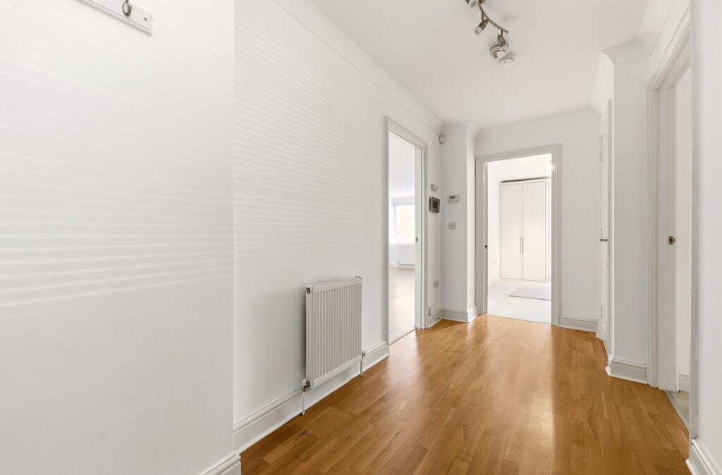 Additional image 10 of West Hall, Napsbury Park, St Albans, Herts, AL2