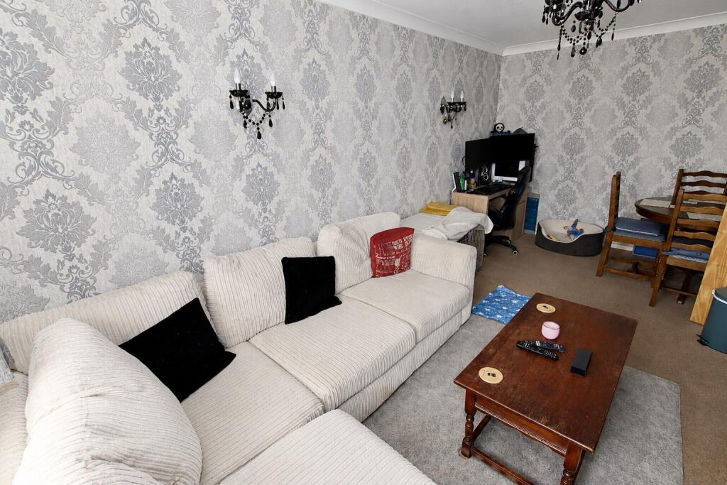 House in Clacton-on-Sea, Great Clacton - View 2