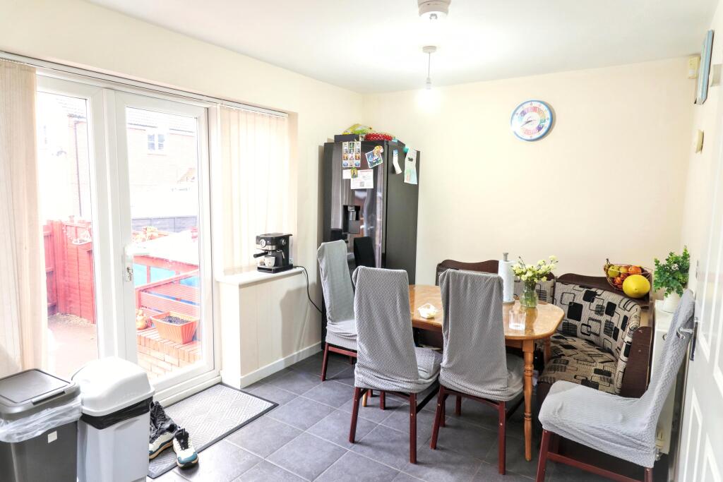Riverview Way, Kings Lynn, PE30 photo 3