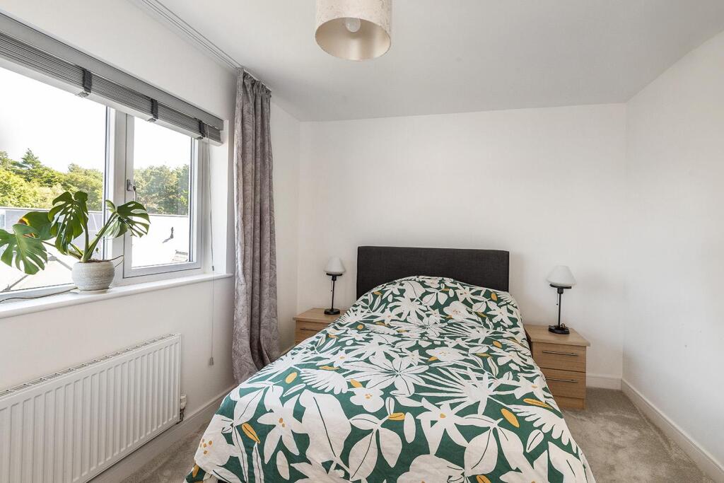 House in Tunbridge Wells, Knights Wood, Sherwood - View 5