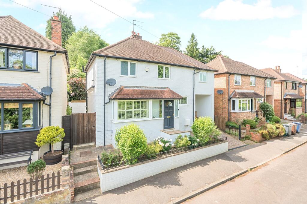 Cliffe Road, Godalming, Surrey, GU7, Surrey