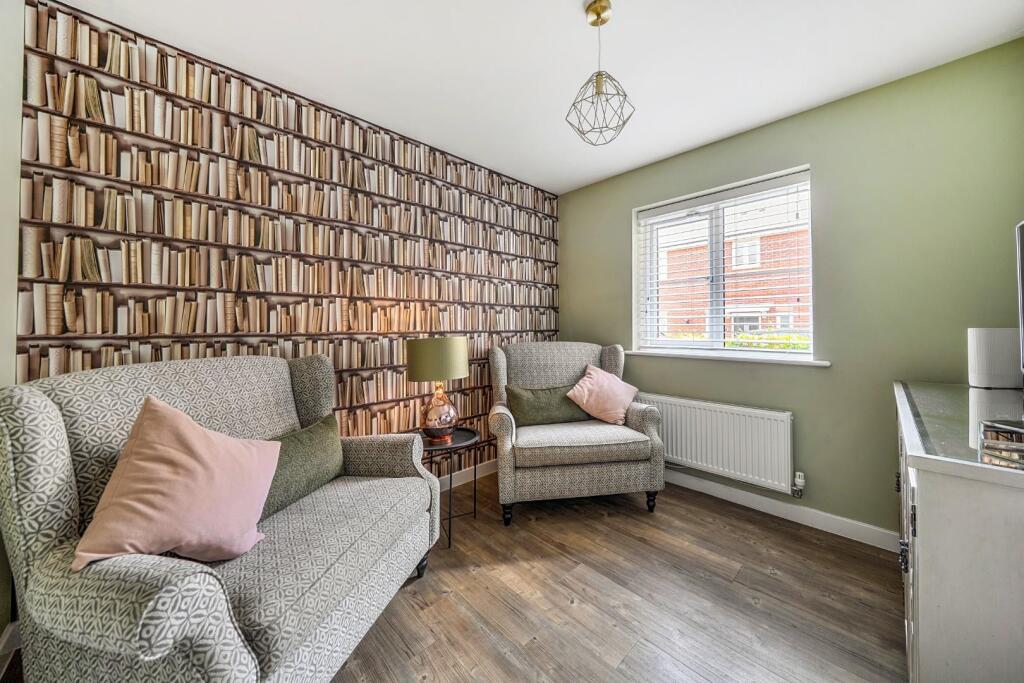 House in Stevenage - More