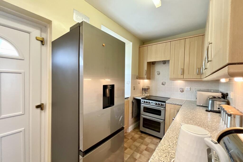 House in Sheffield, South Yorkshire - More