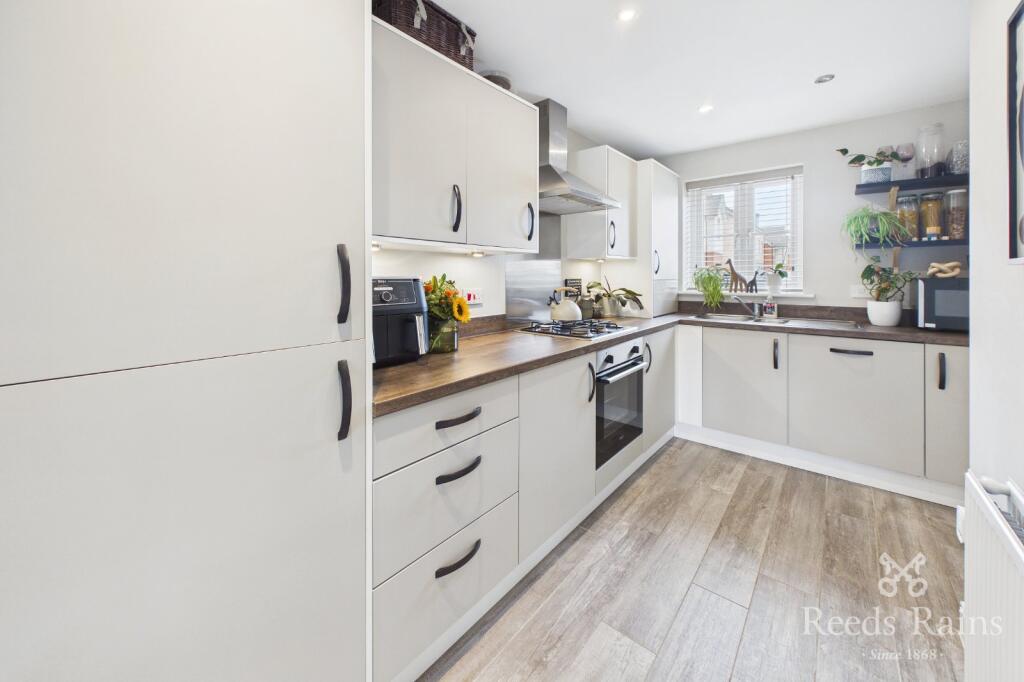 House in Wakefield - View 2