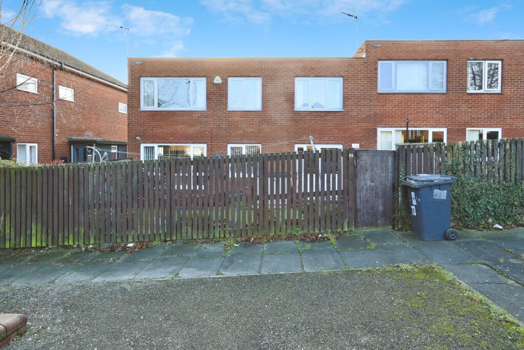 Main image of property: Queen Street, Doncaster, DN4