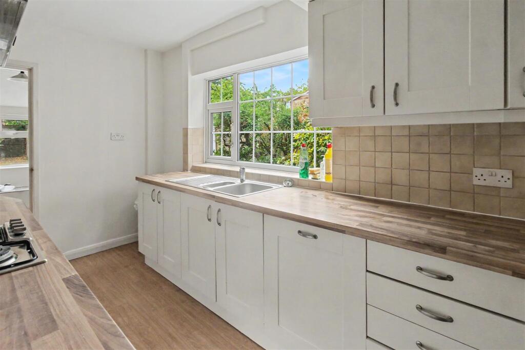 House in Nottingham - View 5