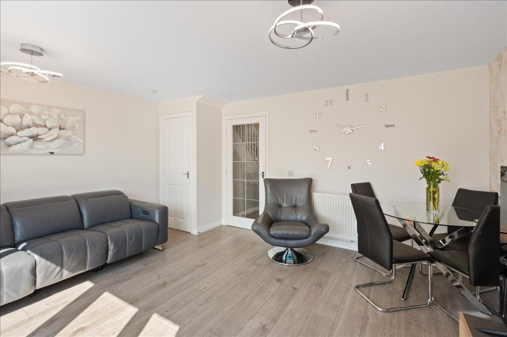 33 Auld Coal Road, Bonnyrigg, EH19 photo 4