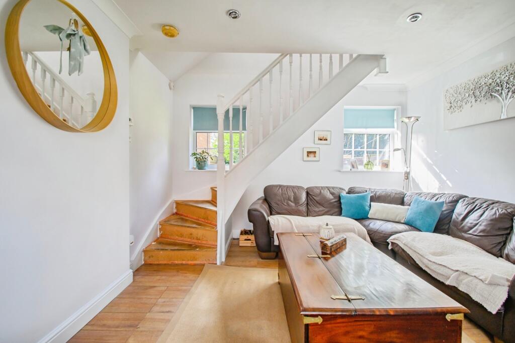 House in Salford, Greater Manchester - View 4