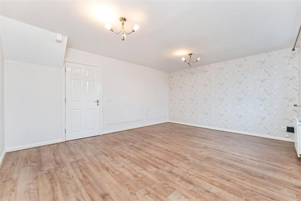 Heron Croft, Soham, Ely, Cambridgeshire, CB7 photo 3