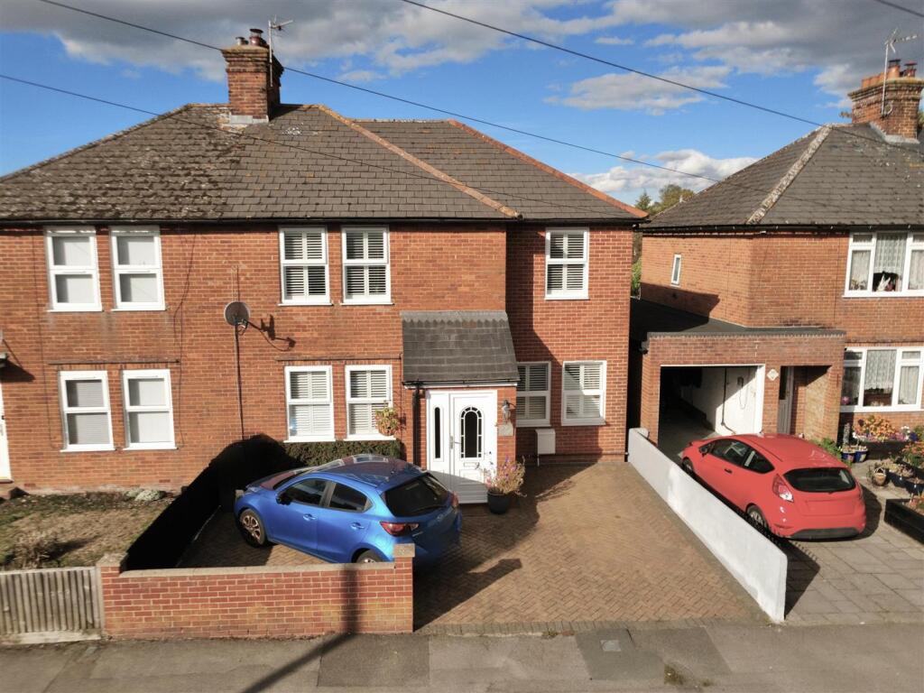 Main image of property: Essex Street, Newbury