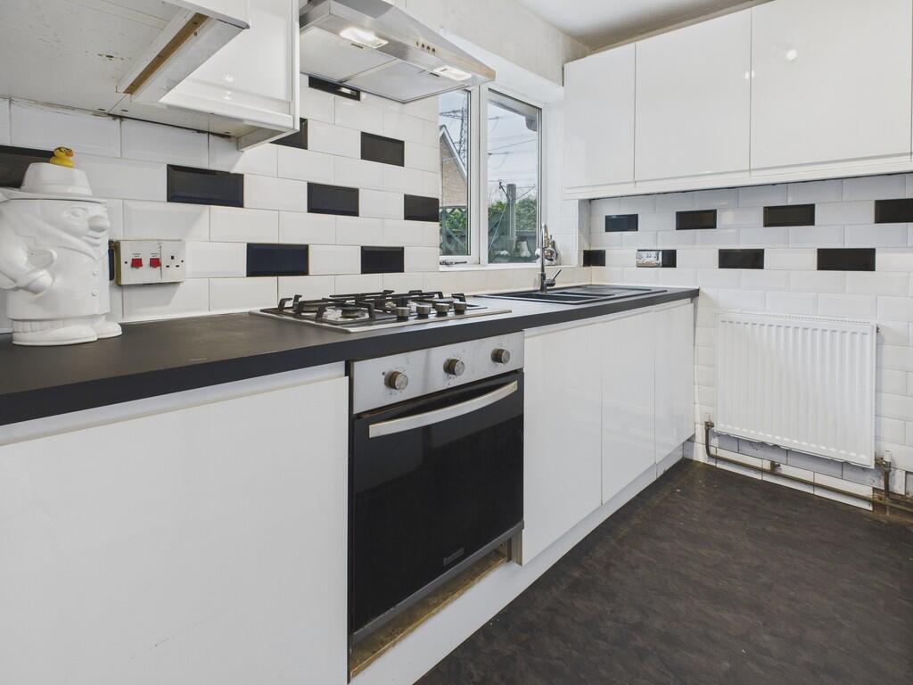 8 Ilam Close - View 3