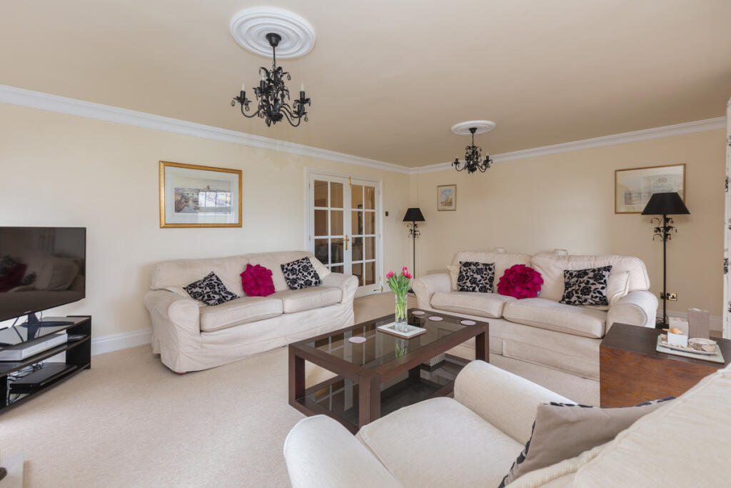 Apartment in Blackpool - More