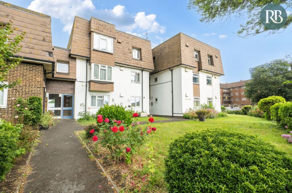 Spring Gardens, Southwick, Brighton, BN42 4AF, Brighton