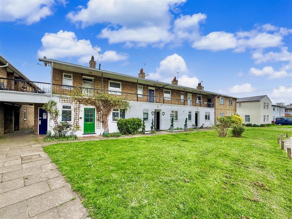 Main image of property: St. Thomas Road, Chiswick, W4