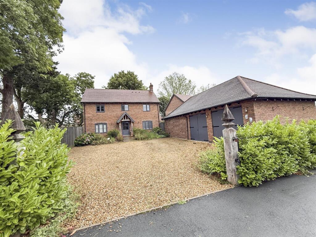 House in Whittington, Park Hall