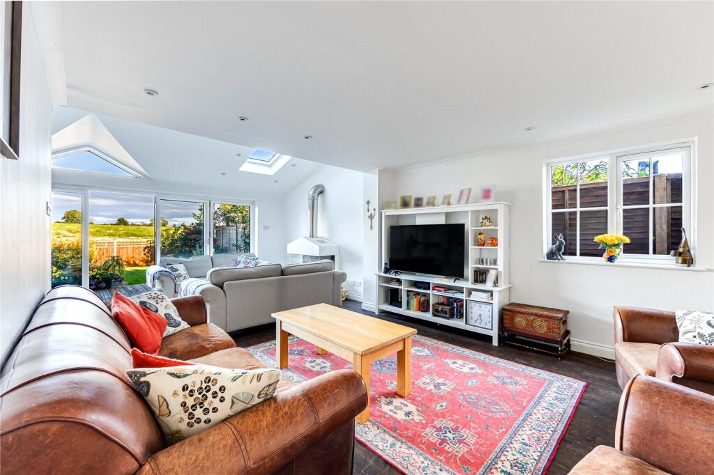 House in Ampthill, Central Bedfordshire - View 2