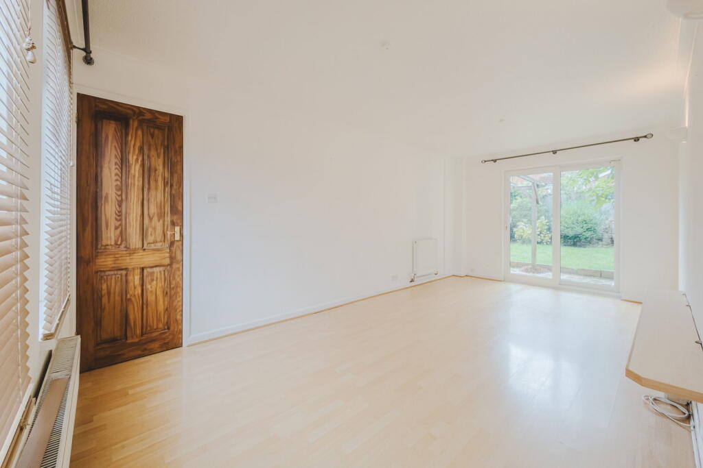 House in Swindon - View 3