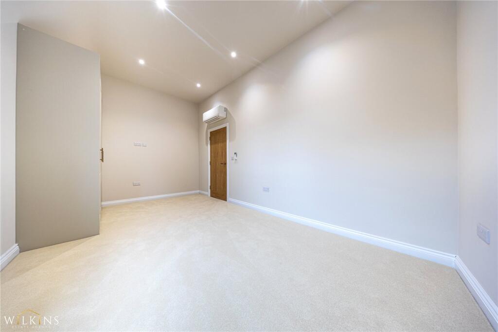 Additional image 43 of Park Lane, Bonehill, Tamworth, Staffordshire, B78