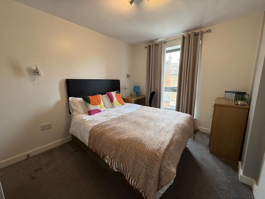 Apartment in Leeds - View 4