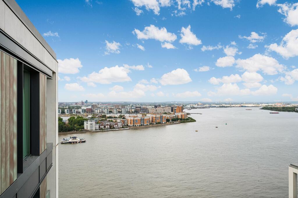 Apartment in London, Royal Borough of Greenwich - View 2