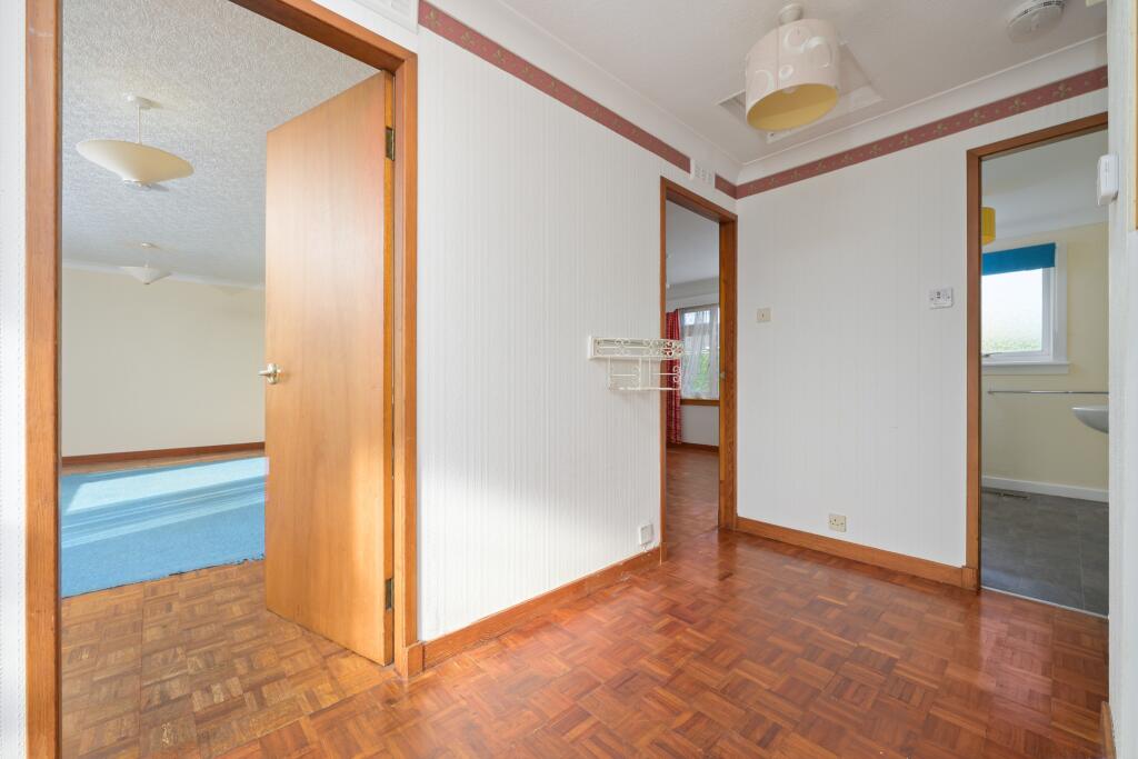 House in Perth - View 4