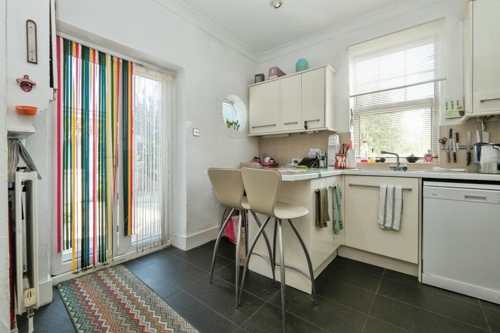 House in Brighton - More