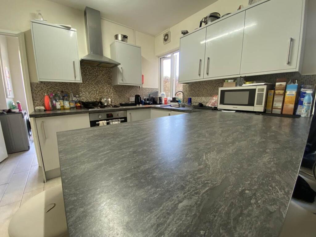 House in Cardiff - View 3